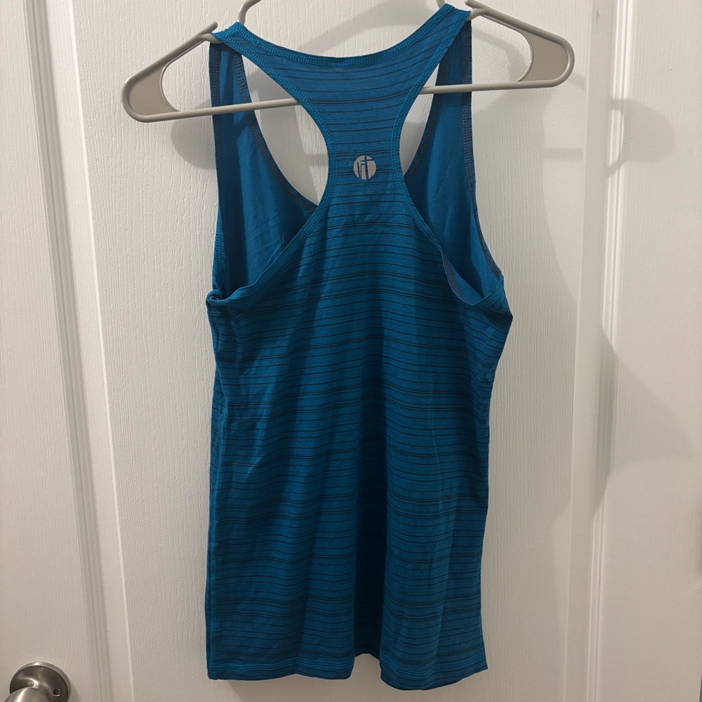 Disney Inspired RawThreads Running Tank Top - I Am Brave - Picture 4 of 7